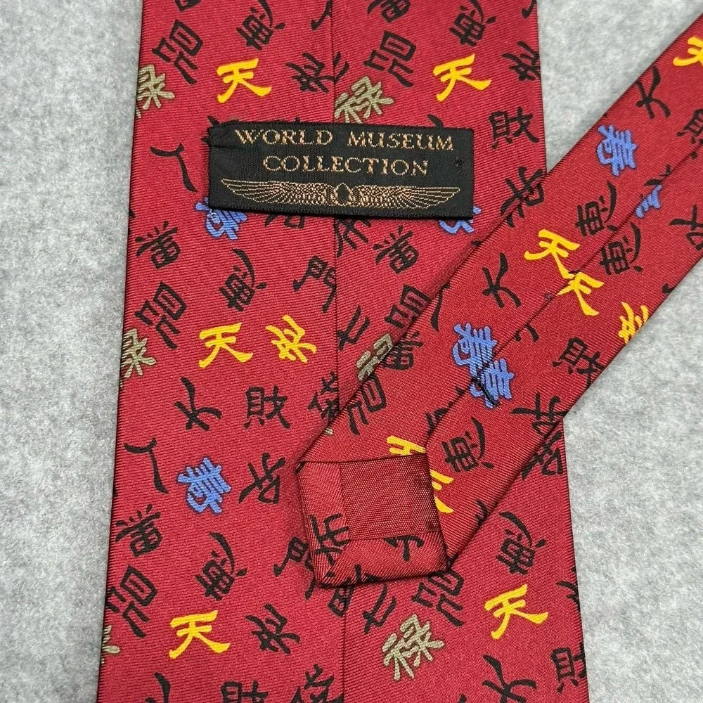 World Museum Collection Silk Tie Red Asian Calligraphy Korea 59x3.75in‎